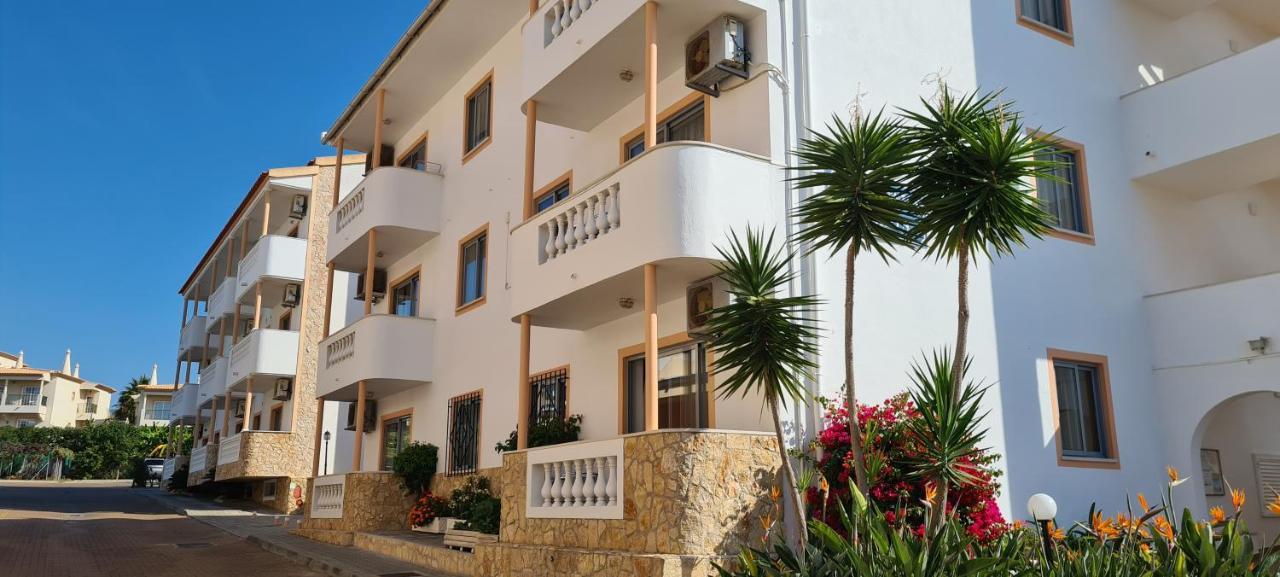 Apartment Cabrita