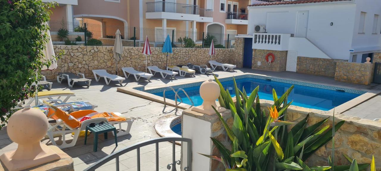 Apartment Cabrita *